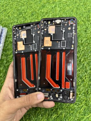 ONE PLUS 8 PRO WITH FRAME BLACK