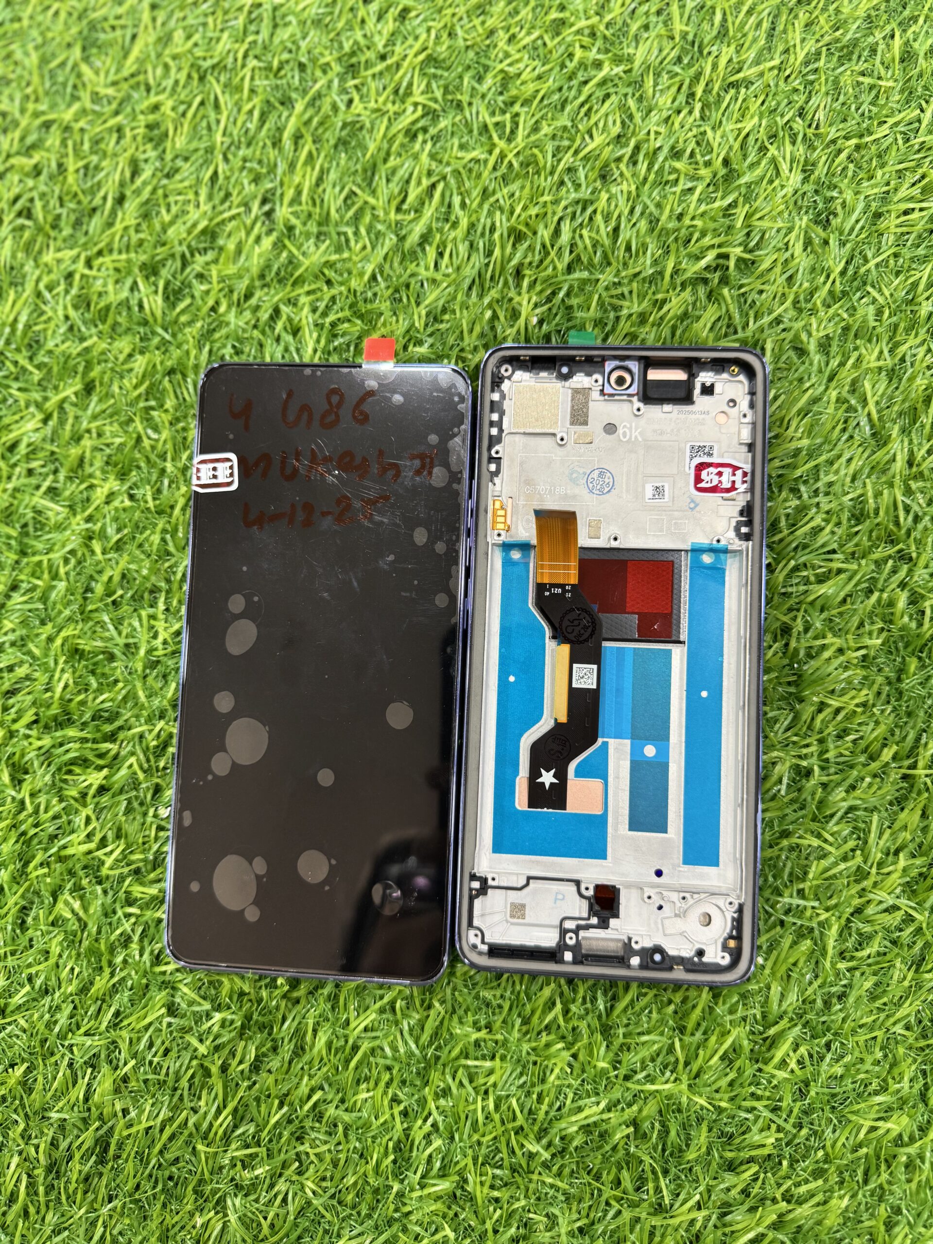 MOTO G86 WITH FRAME PURPULE