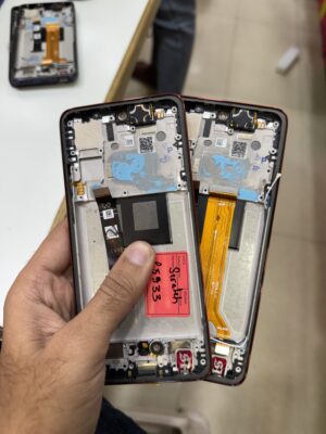 EDGE 50 NEO WITH FRAME RED