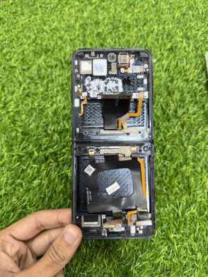 RAZER 50 ULTRA WITH FRAME BLACK